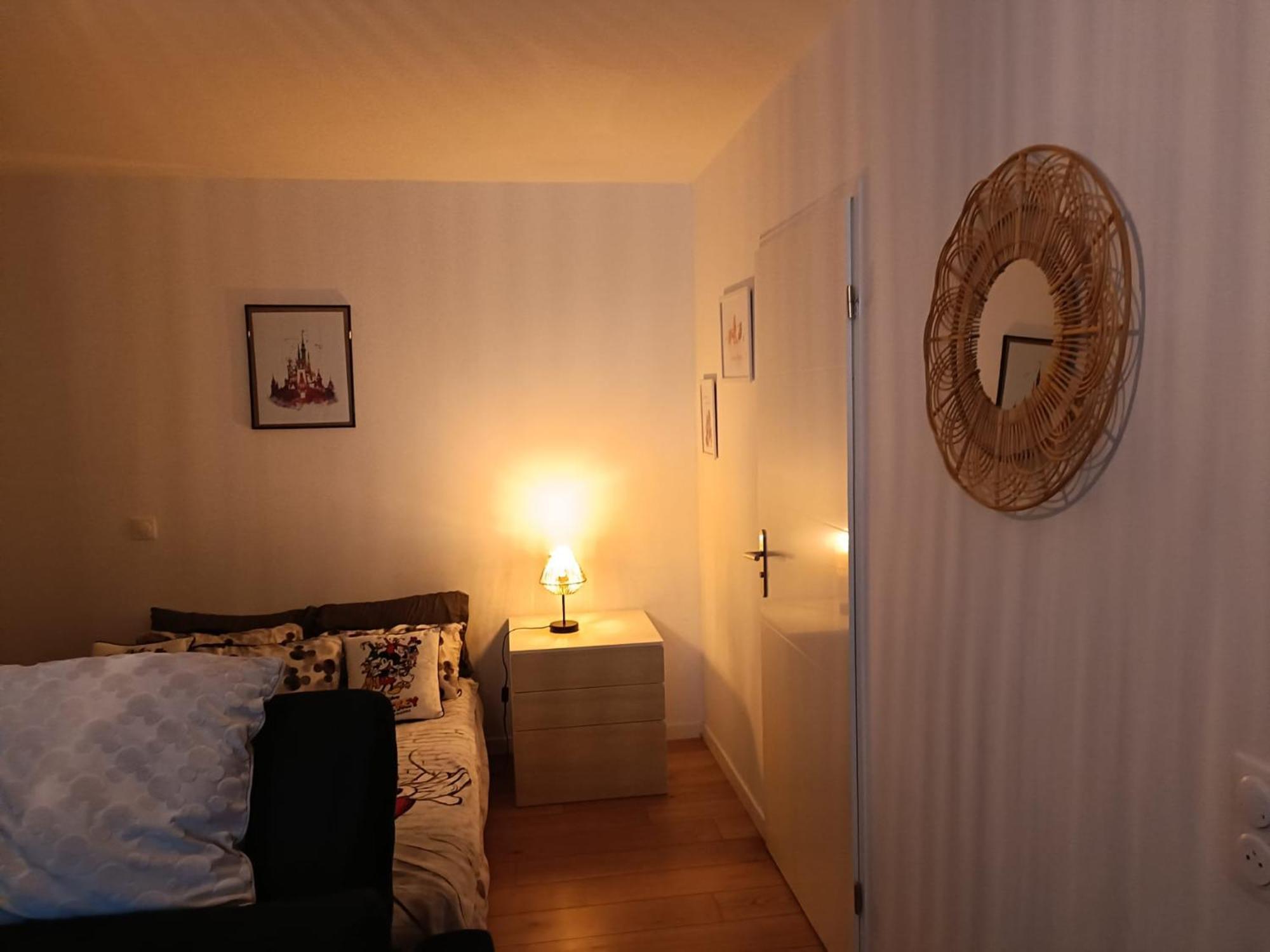 Disney - Paris 5 Min De Disney - Pk Prive Gratuit - 4 Personnes - Terrasse Jardin Шеси Екстериор снимка