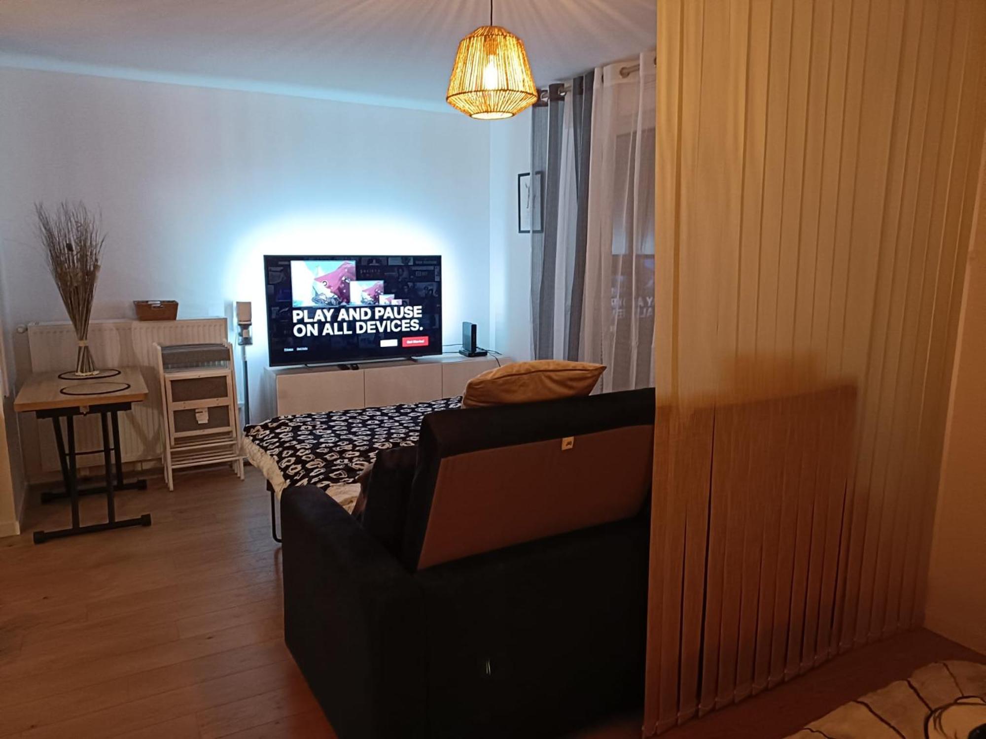 Disney - Paris 5 Min De Disney - Pk Prive Gratuit - 4 Personnes - Terrasse Jardin Шеси Екстериор снимка