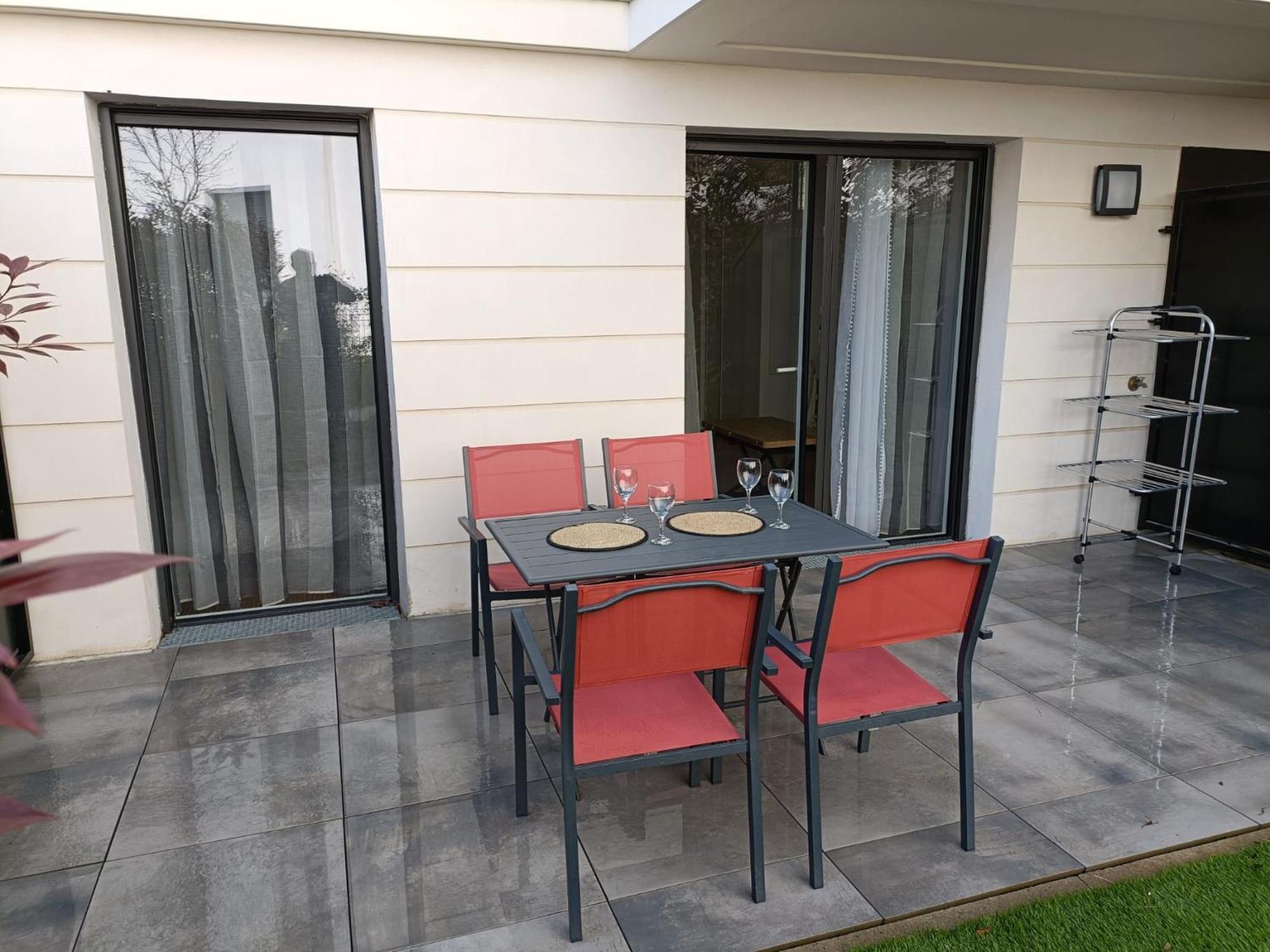 Disney - Paris 5 Min De Disney - Pk Prive Gratuit - 4 Personnes - Terrasse Jardin Шеси Екстериор снимка